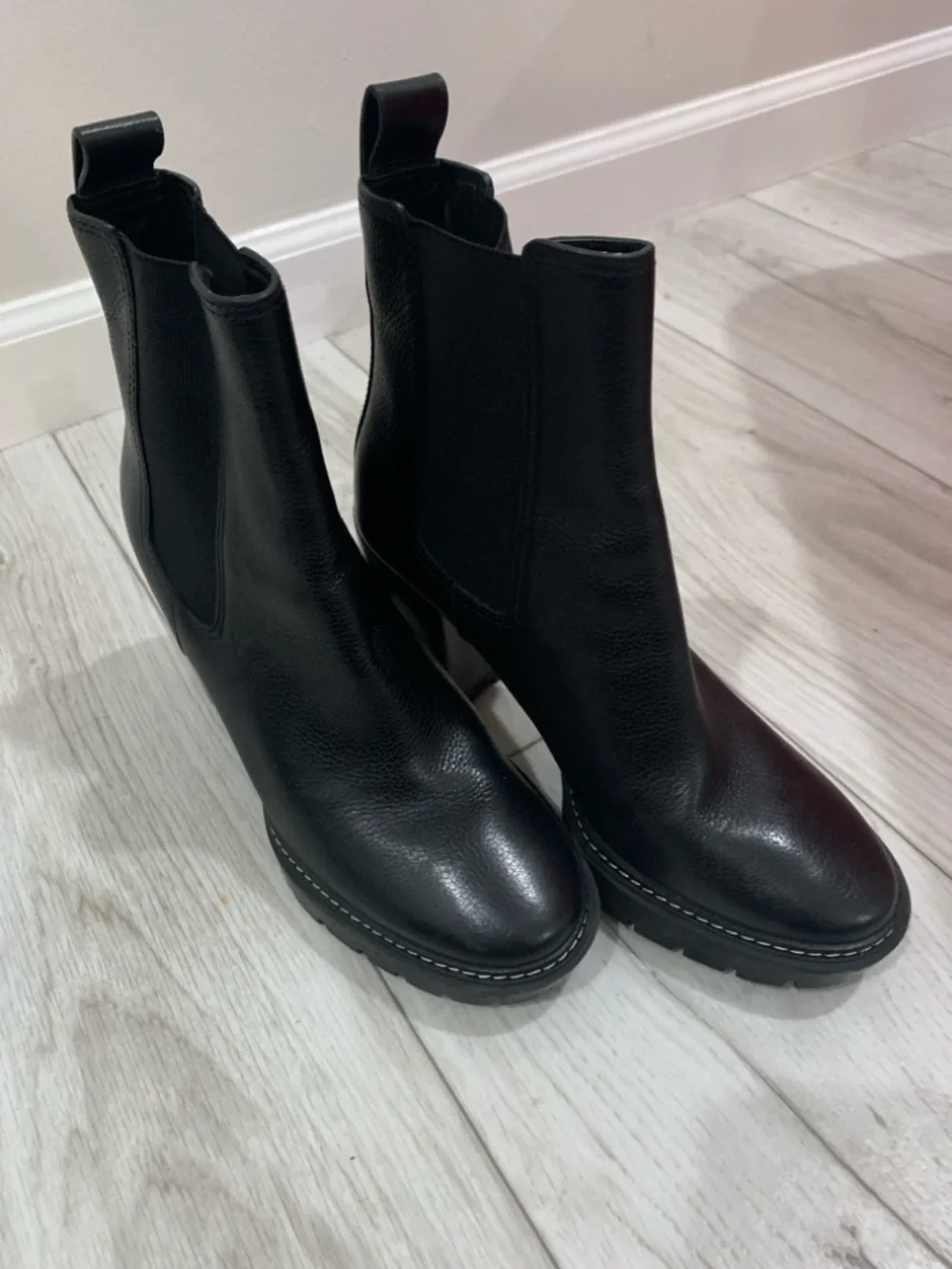 Tory Burch Black Leather Chunky Heel Chelsea Boots